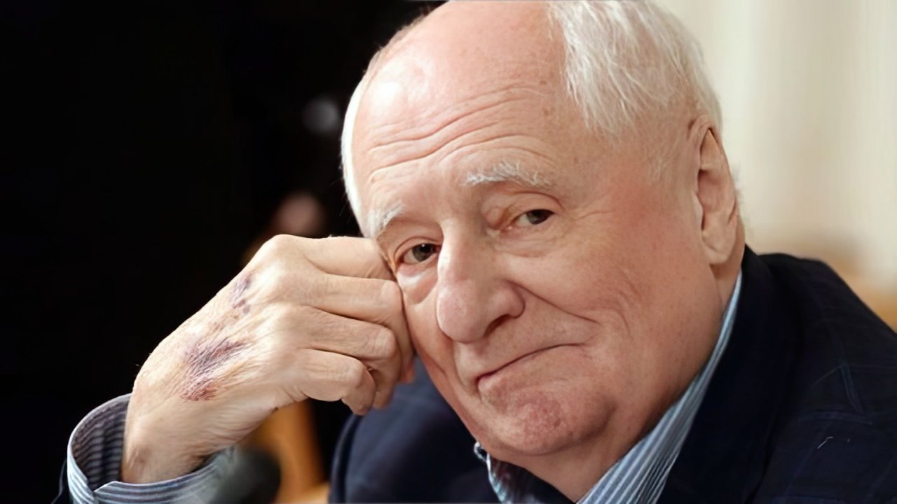 Персона недели: Марк Захаров